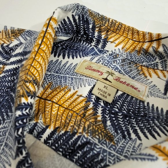 Tommy Bahama Short Sleeve XL - Picture 3 of 6